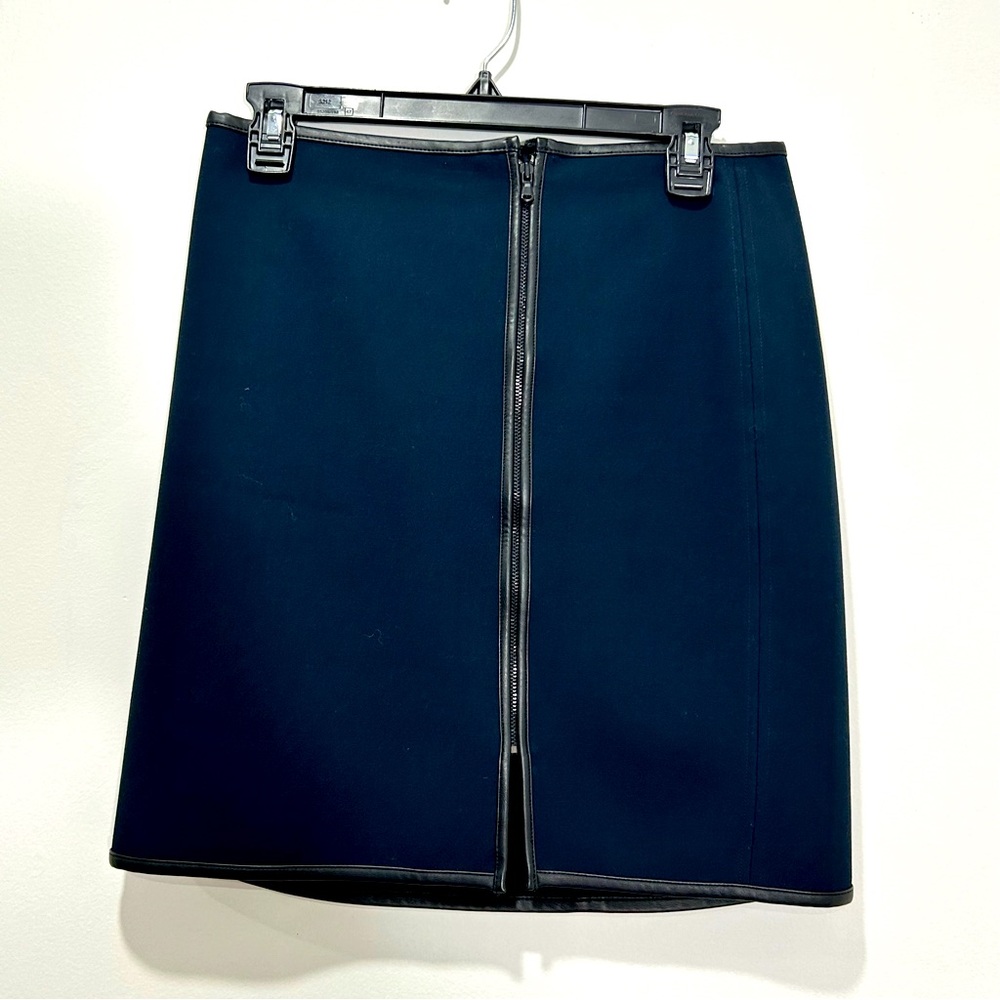 CLUB MONACO NAVY BLUE Zip-up Skirt  in Women's US Size 4
